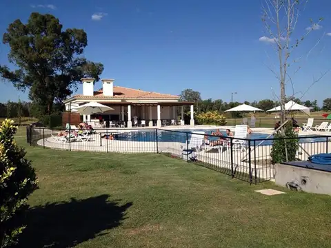 VENTA LOTE DE TERRENO EN BARRIO LOS PINARES COUNTRY CLUB, EXCELENTE OPORTUNIDAD