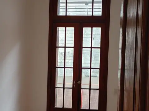 Depto Tipo Casa 5 ambientes con 3 baños