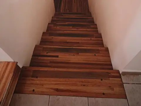 Depto Tipo Casa en Venta 25 años