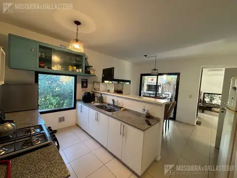 Domingo Prat,  Zelaya, Provincia de Buenos Aires