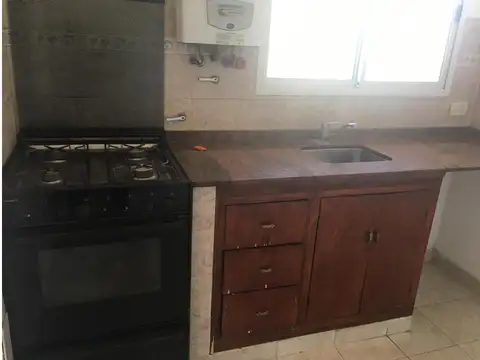 Casa en Alquiler con cochera