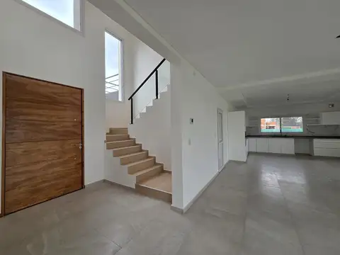 Casa en Venta en Countries y Barrios Cerrados en San Miguel, USD 470.000