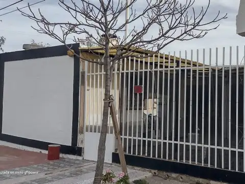 Esteban Agüero 2300