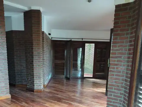 Casa en Alquiler en Barrio Colinas de Peralta Ramos, $ 1.400.000