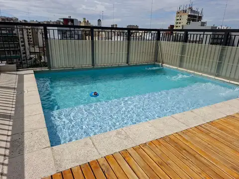 Departamento en Alquiler en Parque Centenario, $ 650.000