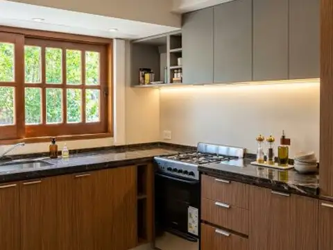 Casa 6 ambientes con 3 baños