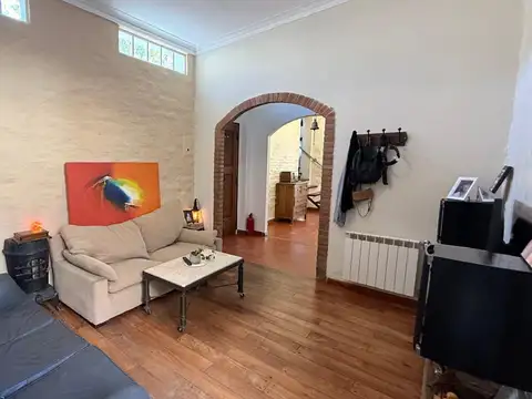 Depto Tipo Casa en Venta en Villa del Parque, USD 359.000