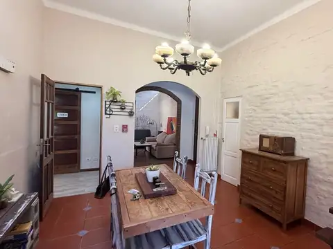 Depto Tipo Casa en Venta 40 años