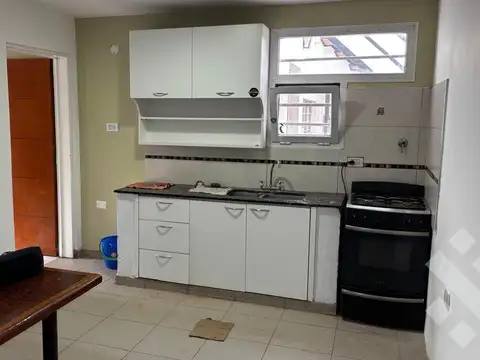 Casa en Alquiler con 1 cochera