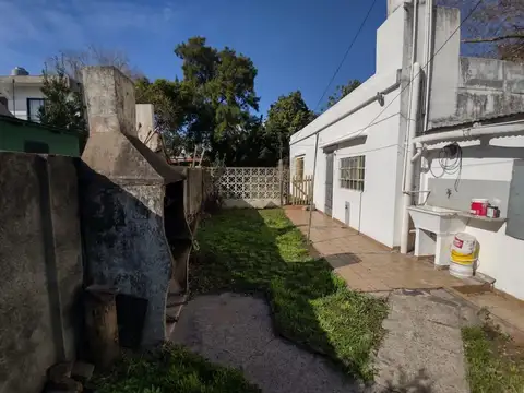 Depto Tipo Casa en Alquiler de 2 ambientes