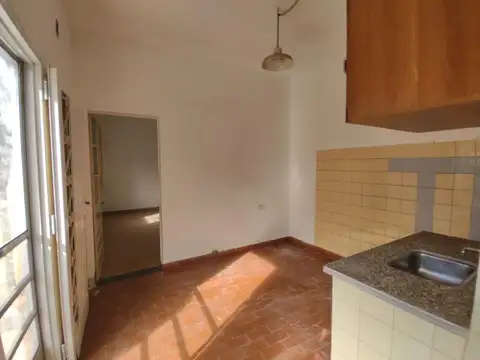 Depto Tipo Casa en Alquiler en Villa Ballester, $ 460.000