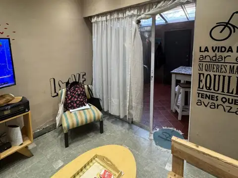 Albariños 2300, Piso PB