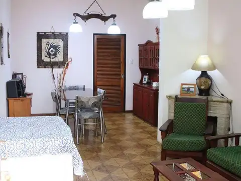 LOTE /Casa con local 6 Ambientes En San Justo