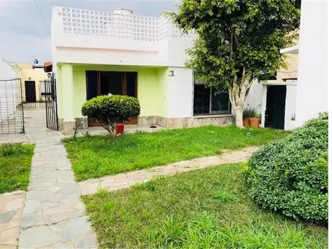 PH AL FRENTE.2 DORM C/JARDÍN Y TERRAZA