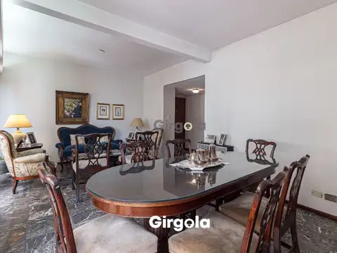 Venta departamento 5 ambientes con cochera y baulera en Belgrano