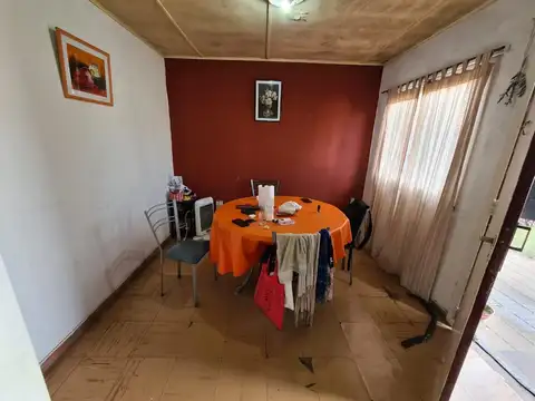 Caseros 100