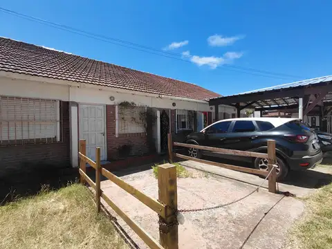 Casa 3 ambientes con 1 baño