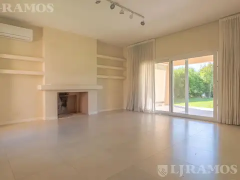 Casa en Alquiler al Noroeste