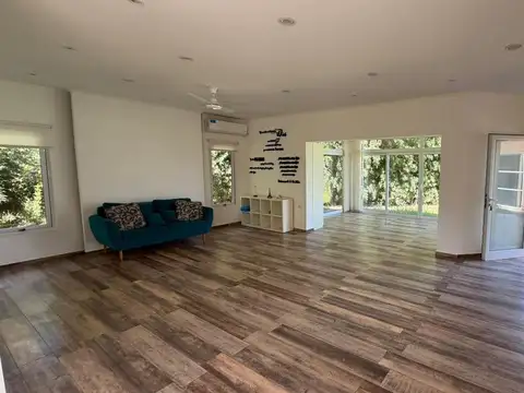 Las Calandrias al 2400