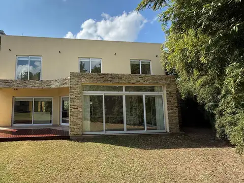 Casa en venta en Bella Italia