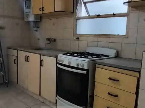 HERMOSO DEPTO DE 3AMB. AL FRENTE - SUPER LUMINOSO Y COMODO 