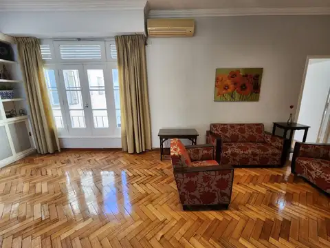 Larrea 1000 , Piso 7