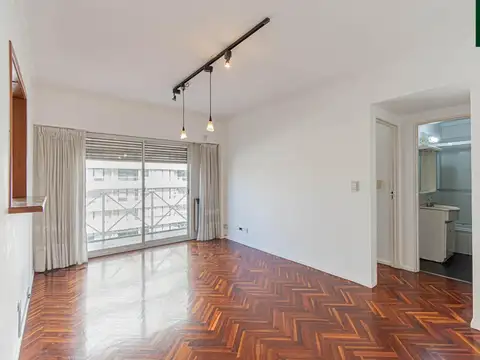 2 Amb en alquiler | Balcón & Cocina independiente!
