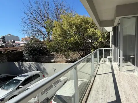 Enciso 1200, Piso 1°