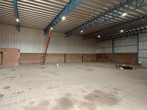 ALQUILER DE GALPON DEPOSITO EN MONTE VERA