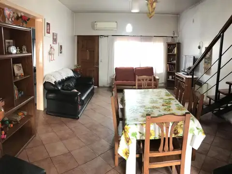 Casa en Venta en Quilmes Oeste, USD 110.000