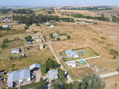 EN VENTA AMPLIO LOTE - TANDIL