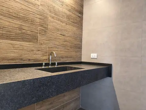 Casa en venta a estrenar en barrio privado Costa Verde .