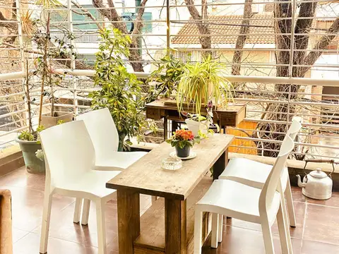 Departamento 3 ambientes en alquiler con balcon grande y super luminoso