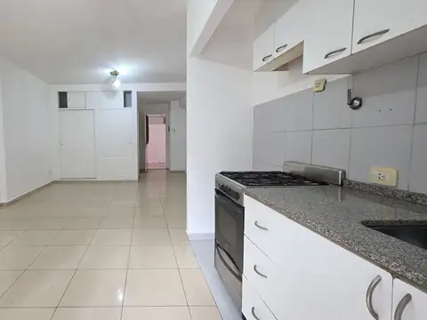 Pacheco 2700