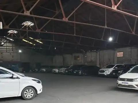 GALPON PLAYA DE ESTACIONAMIENTO VENTA MACROCENTRO