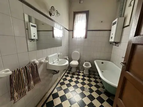 Depto Tipo Casa en Venta de 4 dormitorios