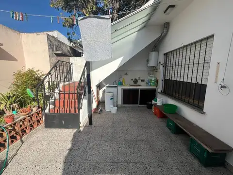 Depto Tipo Casa en Venta 41 años
