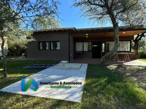 Casa a la venta en Villa de las Rosas
