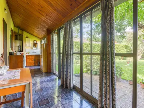 Casa 3 ambientes con 2 baños
