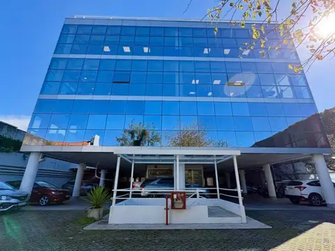OFICINA 500m2 9 coch Vicente Lopez a 2 de  PANAMER