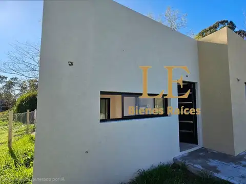 Casa 3 ambientes con 1 baño