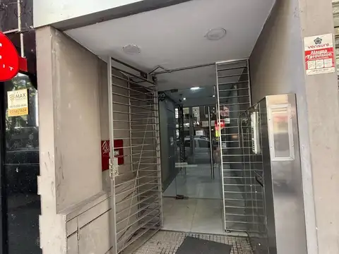 José Hernández al 2400