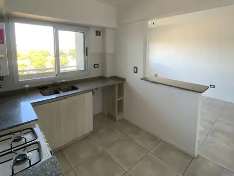 Departamento en Alquiler en Ituzaingo Sur, $ 650.000