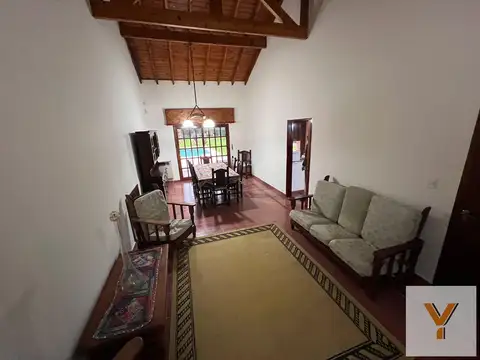 Casa en venta - 3 Dormitorios 4 Baños - Cochera - 1.500Mts2 - General Rodríguez