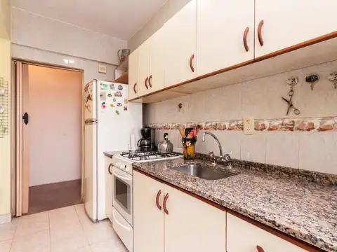VENTA DEPARTAMENTO 3 AMB AVELLANEDA PISO ALTO