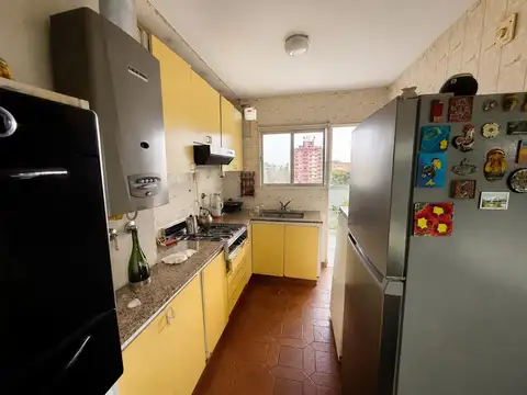 Departamento 5 ambientes con 2 baños