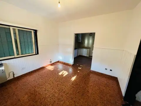 Casa - Venta - Argentina, Villa de Mayo - Ureña 2699