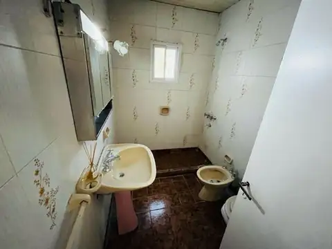 Casa - Venta - Argentina, Villa de Mayo - Ureña 2699