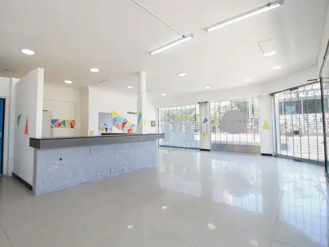 Local en Venta en Remedios de Escalada, USD 184.000