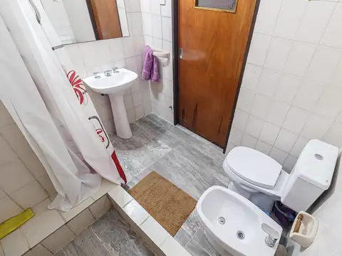 Depto Tipo Casa en Venta con 1 cocheras
